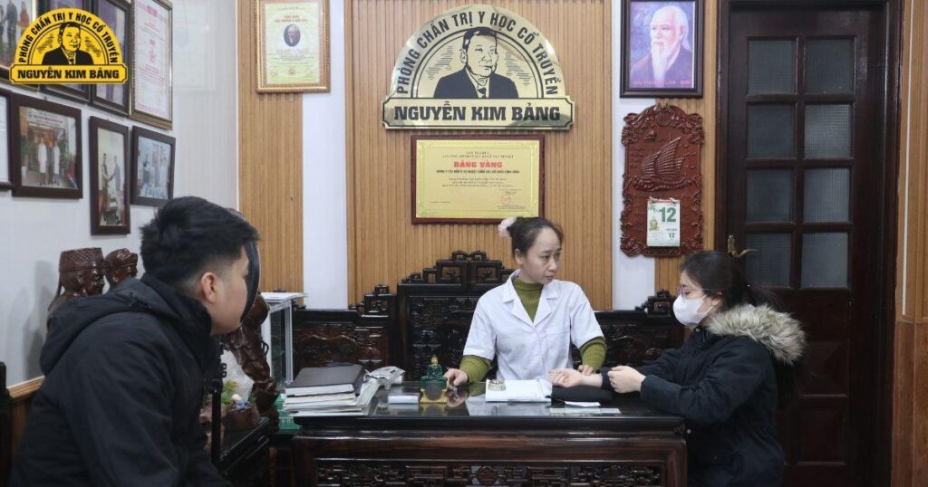 Quá trình học tập và sự nghiệp Đông Y