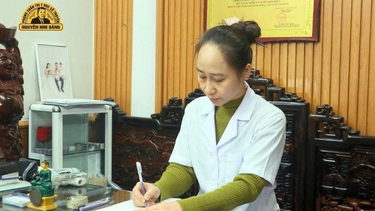 Lương y Nguyễn Thị Thu Hiền khuyên nam giới khi bị tinh trùng yếu

